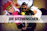 "Die Sitzmenschen" laden ins Theater ein