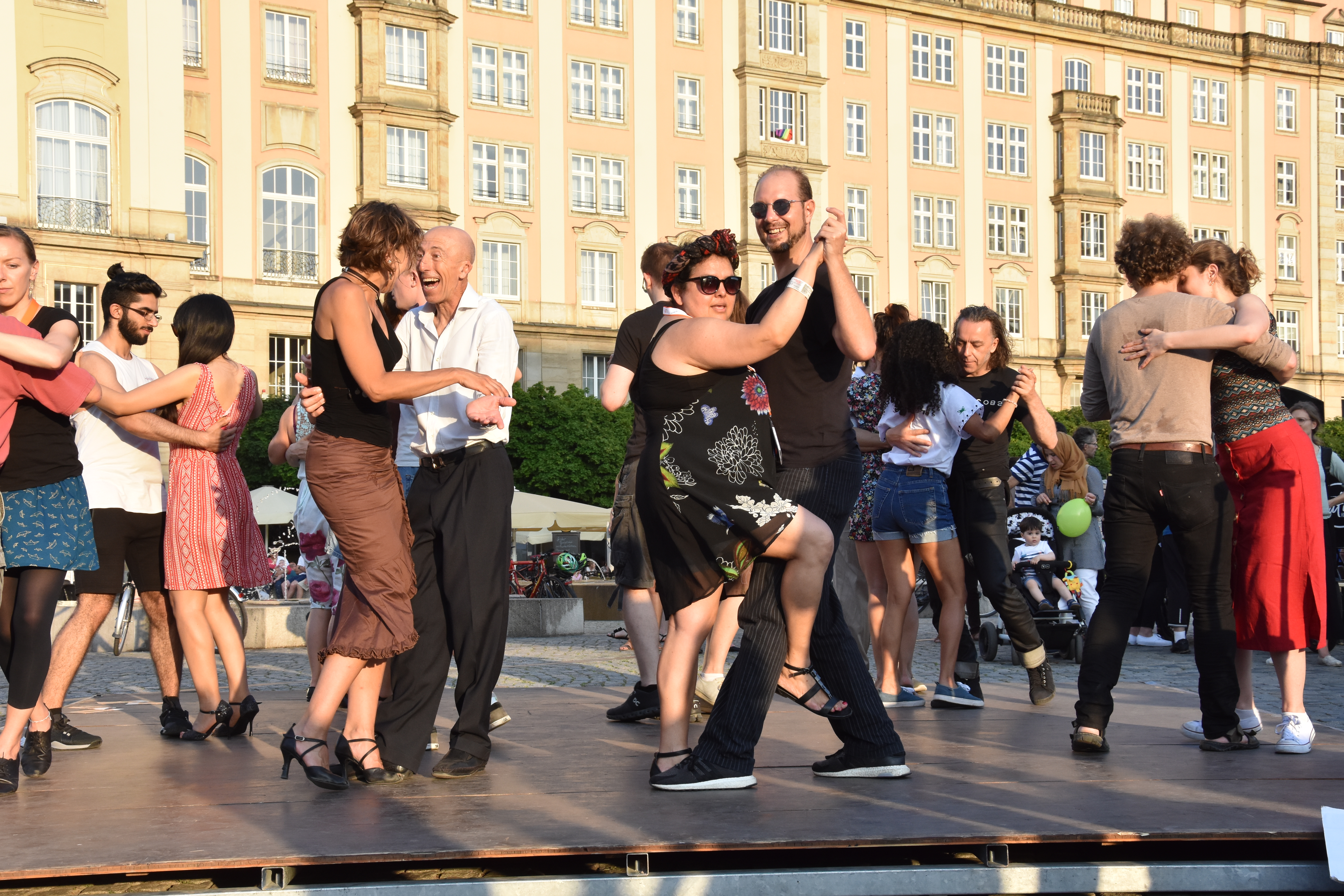 Gastmahl "Dresden isst Bunt"